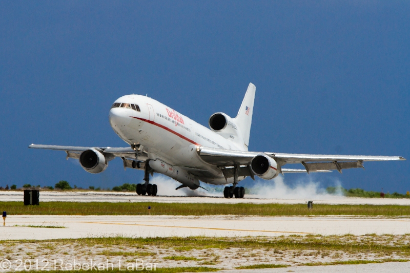 Stargazer landing at Kwajalein, with the Pegasus rocket attached to the belly